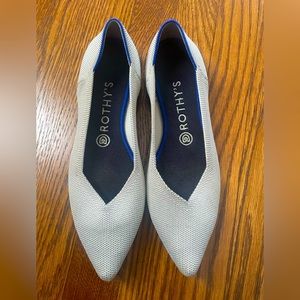Rothy’s Point light taupe (light gray) 8.5 gently used